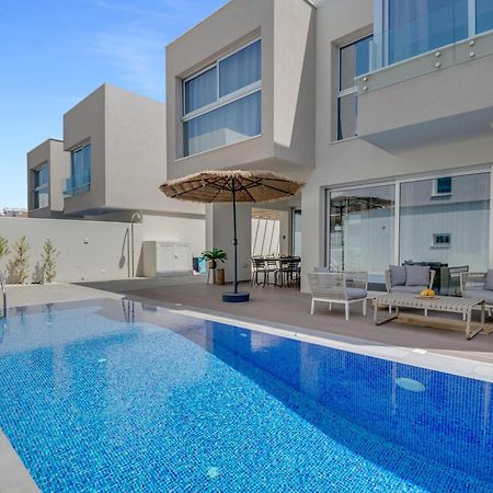 Sanders Mythical Blue Villas Paralimni Buitenkant foto