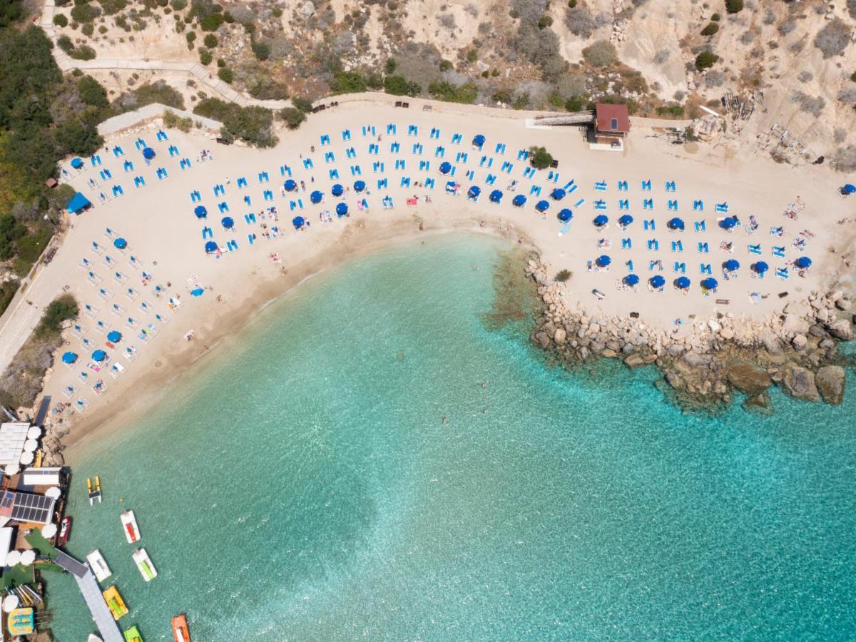 Sanders Mythical Blue Villas Paralimni Buitenkant foto